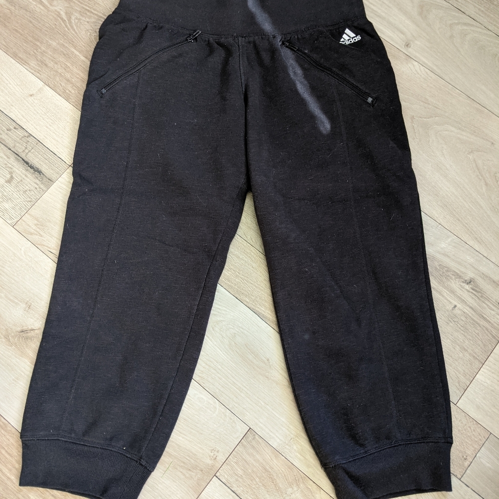 Adidas cropped jogger